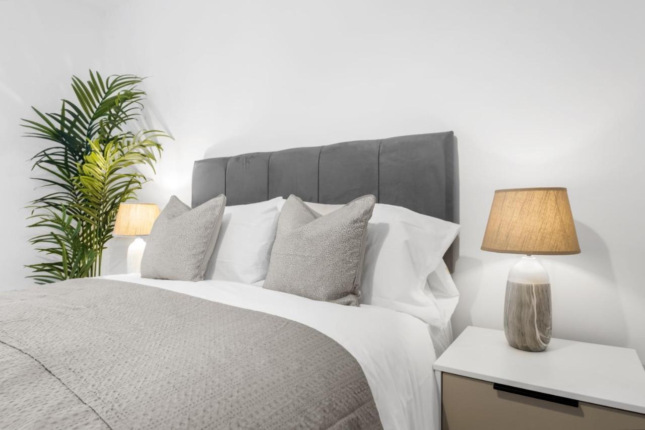 Exoticstay Apartments- 5* Elegant Luxury Centrally Located 2-Bedroom Apt Birmingham Dış mekan fotoğraf